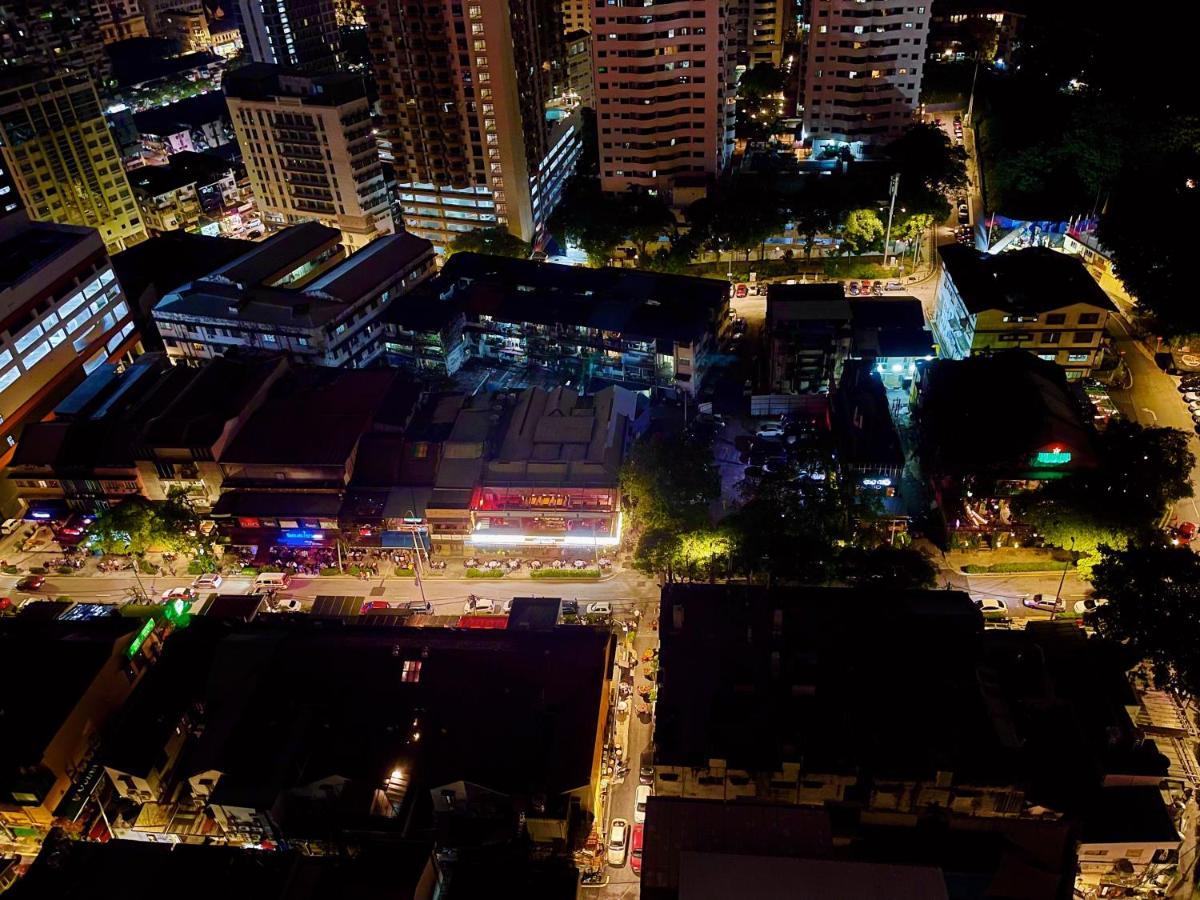 Lux Suites Kl City Pavilion Bukit Bintang With Infinity Pool — Photos 2